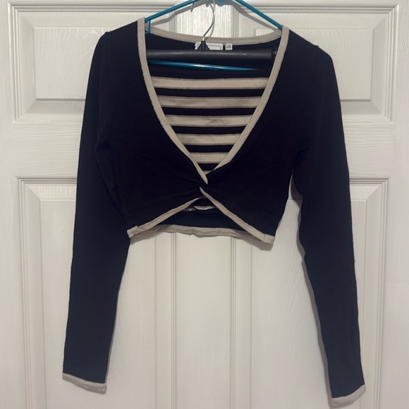 Skull House Tops - Tube top with cardigan set